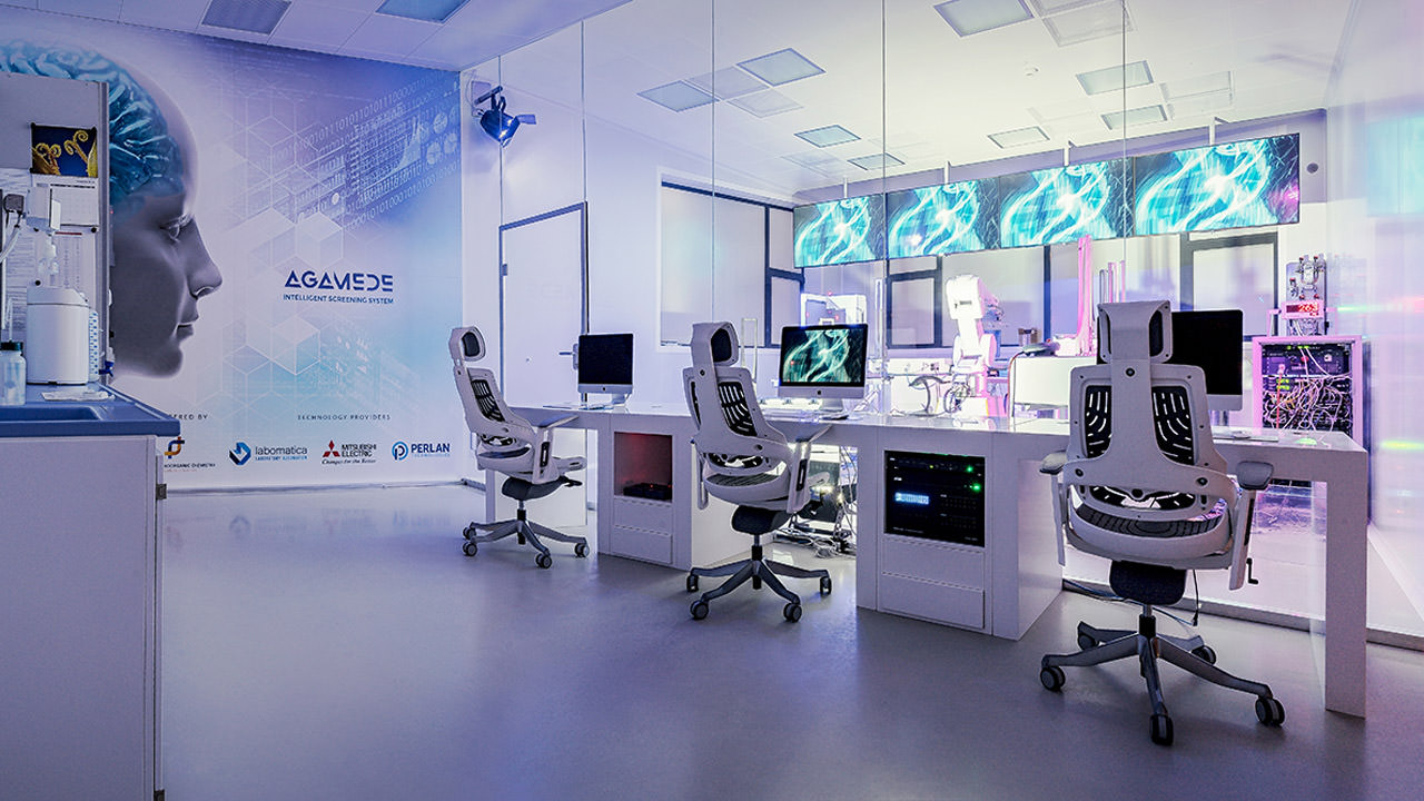 The AGAMEDE project is an interdisciplinary project that combines the worlds of robotics, computer science, industrial design, mathematics, biology and chemistry. [Source: Institute of Bioorganic Chemistry, Polish Academy of Sciences (IBCH PAS)]