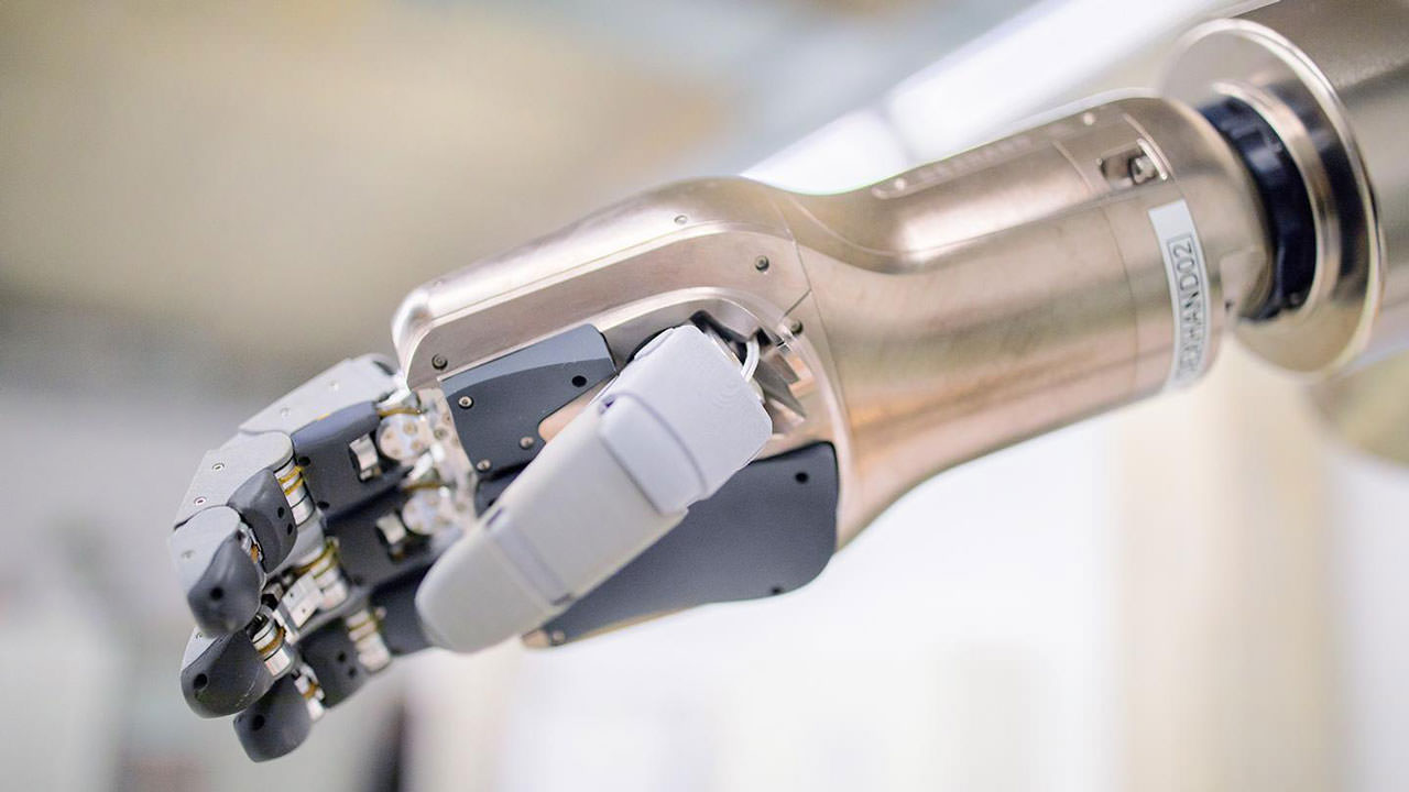 DLR Spacehand: a space qualified robotic hand with EtherCAT interface, designed for long term operation in geosynchronous Orbit. Source: DLR (CC-BY3.0).