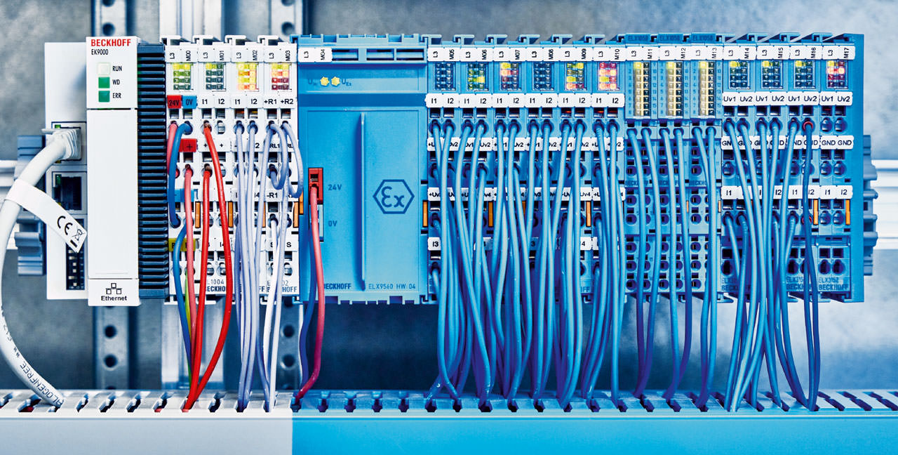 EK9000 Modbus TCP/UDP Bus Coupler with EL and ELX terminals in series.