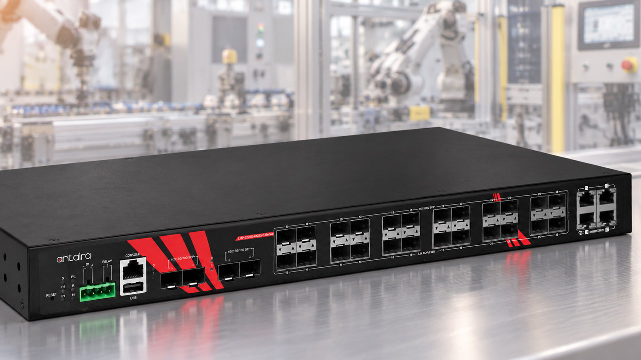 32-Port Layer 3 fiber backbone switch